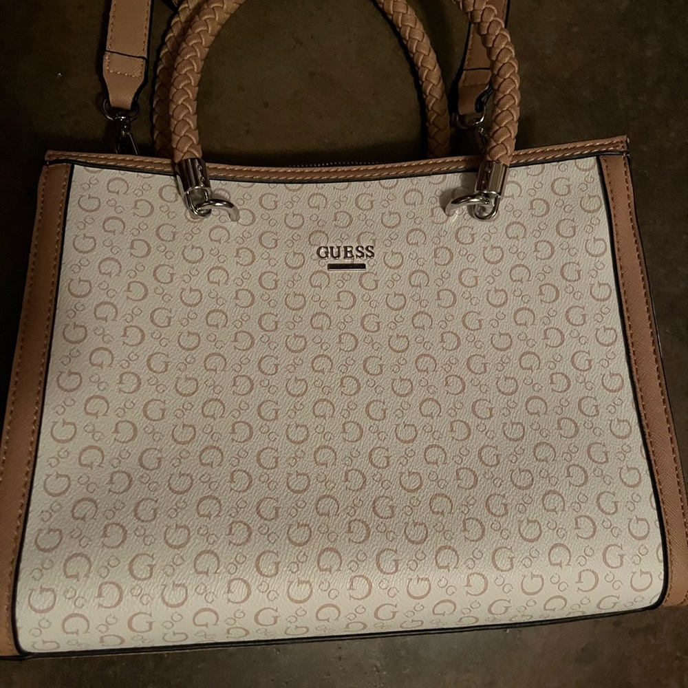Guess Purse NWOT